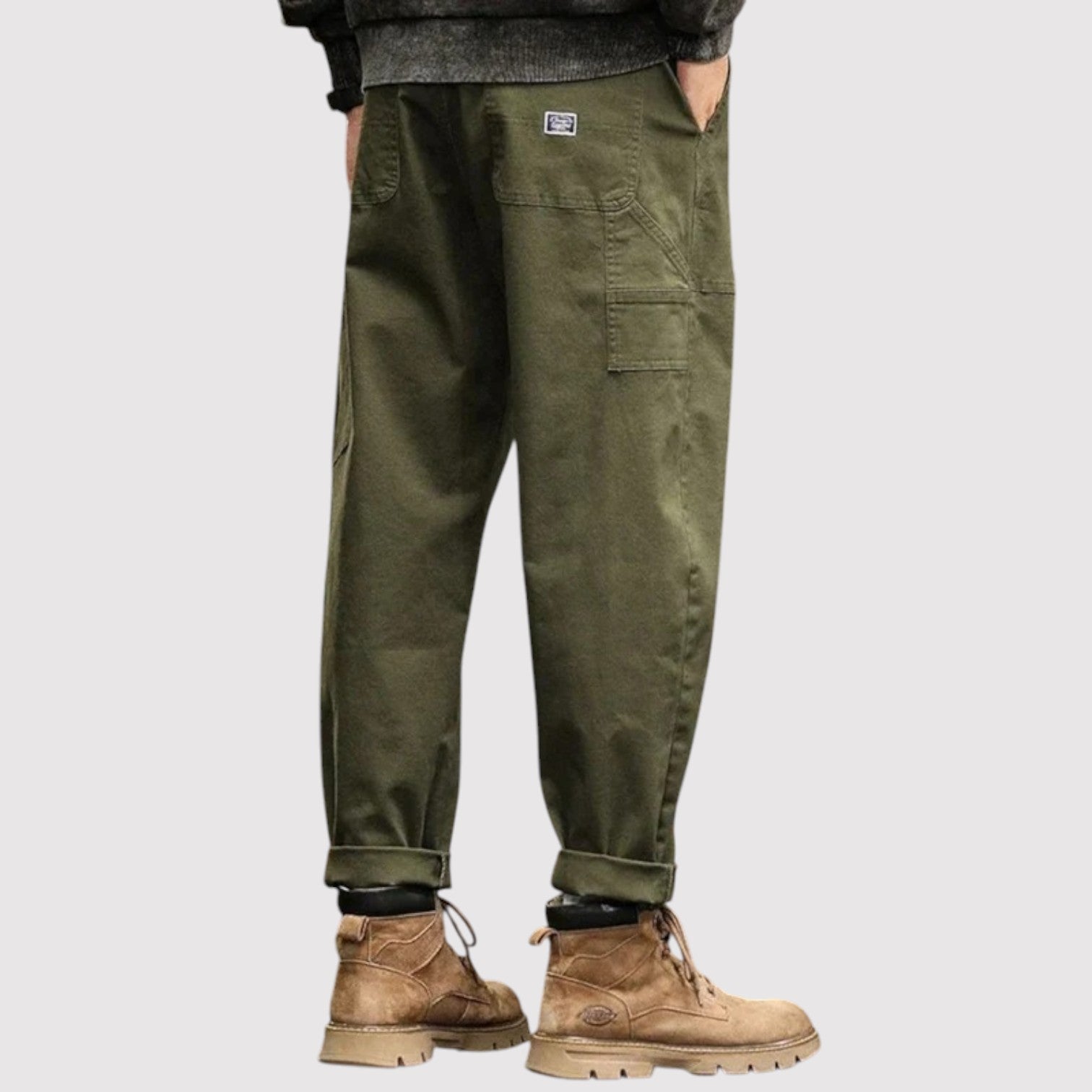 BRECKEN | スタイリッシュなカーゴパンツ
